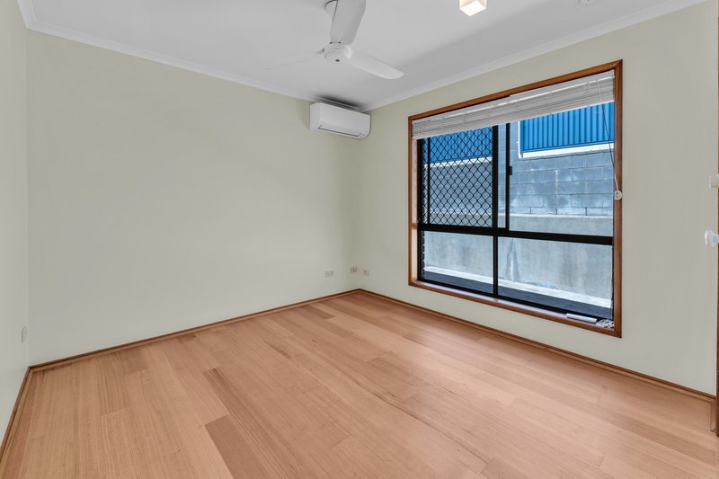 Photo - 8 Cathedral Avenue, Molendinar QLD 4214 - Image 12