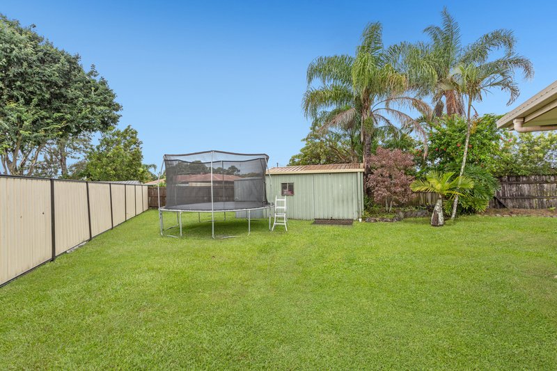 Photo - 8 Cather Ct , Mount Warren Park QLD 4207 - Image 13