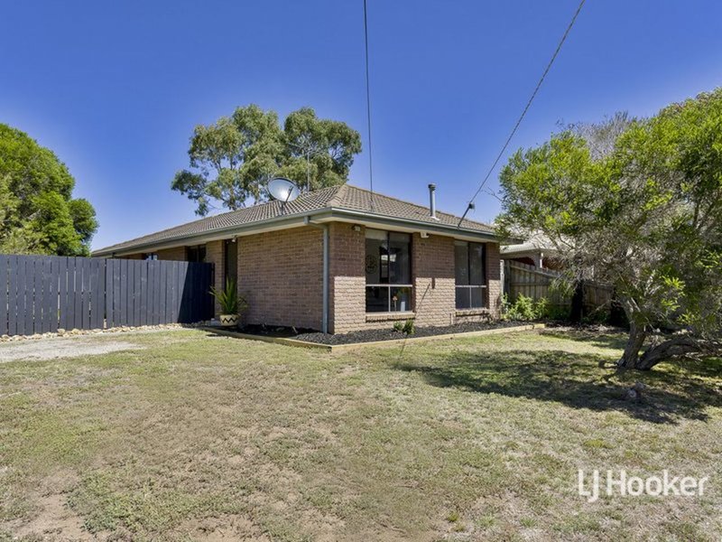 8 Catherine Road, Seabrook VIC 3028