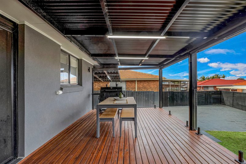 Photo - 8 Cato Close, Edensor Park NSW 2176 - Image 8