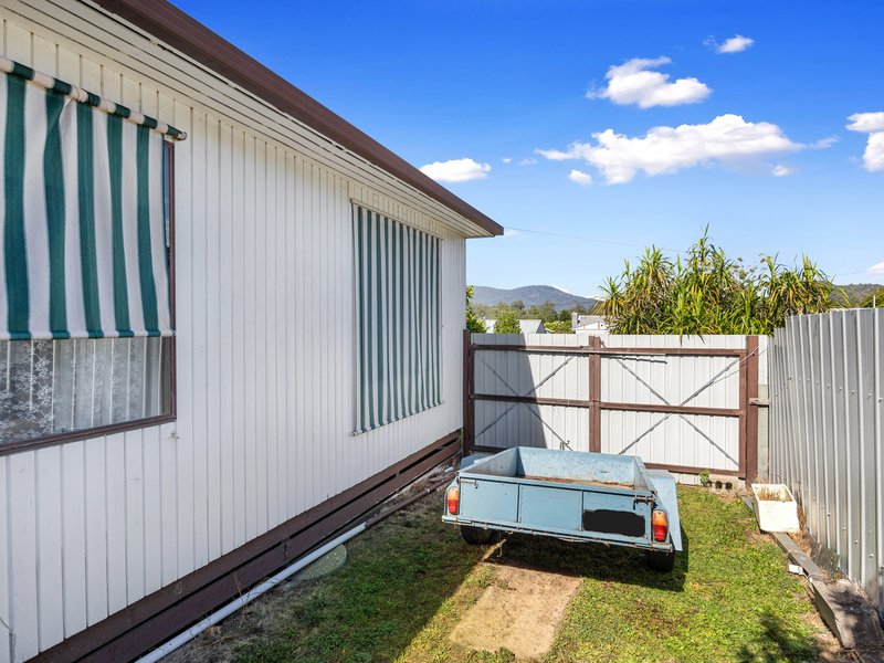 Photo - 8 Centre Avenue, Eildon VIC 3713 - Image 15