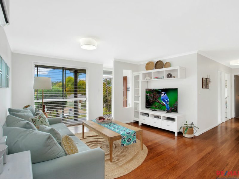 Photo - 8 Centurion Crescent, Nerang QLD 4211 - Image 4