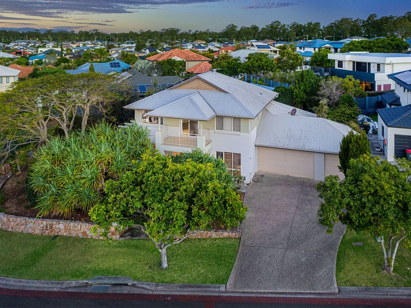 8 Cerbaia Close, Bridgeman Downs QLD 4035