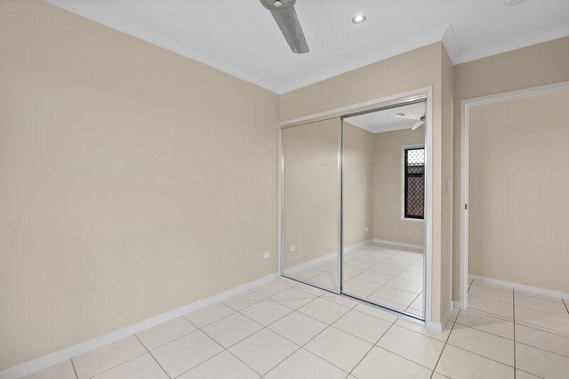 Photo - 8 Chameo Place, Marian QLD 4753 - Image 17