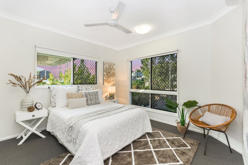 Photo - 8 Chandon Place, Castle Hill QLD 4810 - Image 6