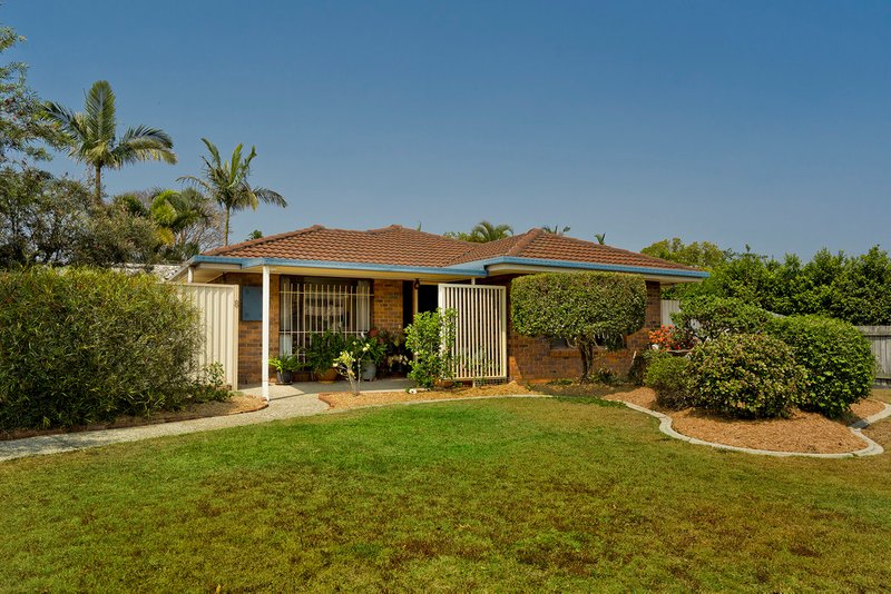 Photo - 8 Chapman Court, Albany Creek QLD 4035 - Image 2