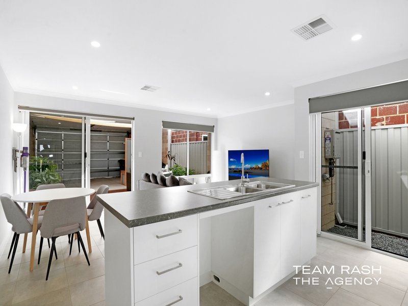 Photo - 8 Charades Way, Brabham WA 6055 - Image 6