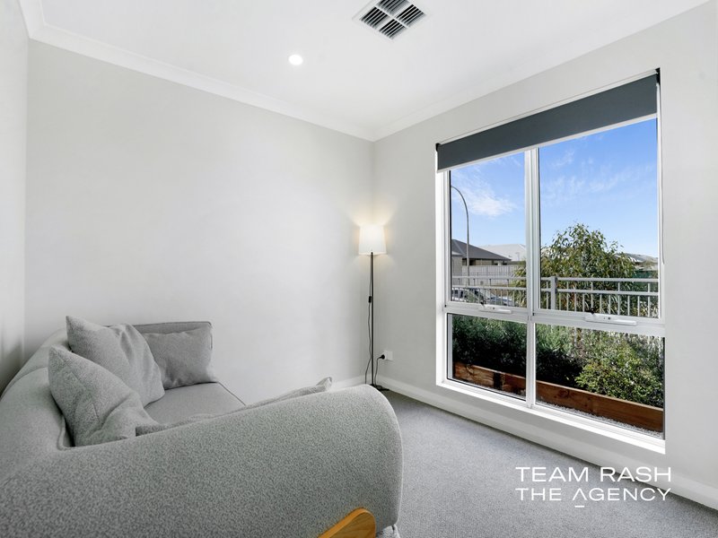 Photo - 8 Charades Way, Brabham WA 6055 - Image 12