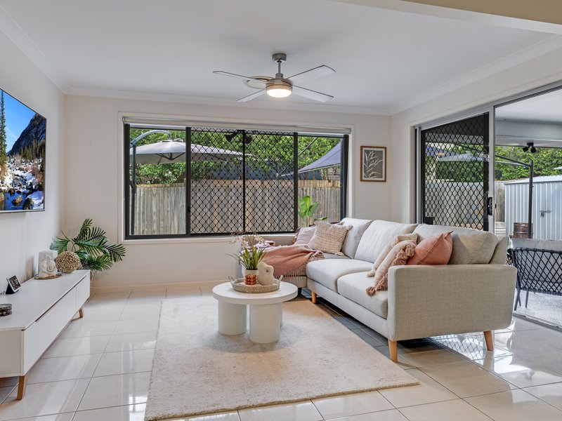 Photo - 8 Charles Street, Everton Hills QLD 4053 - Image 7