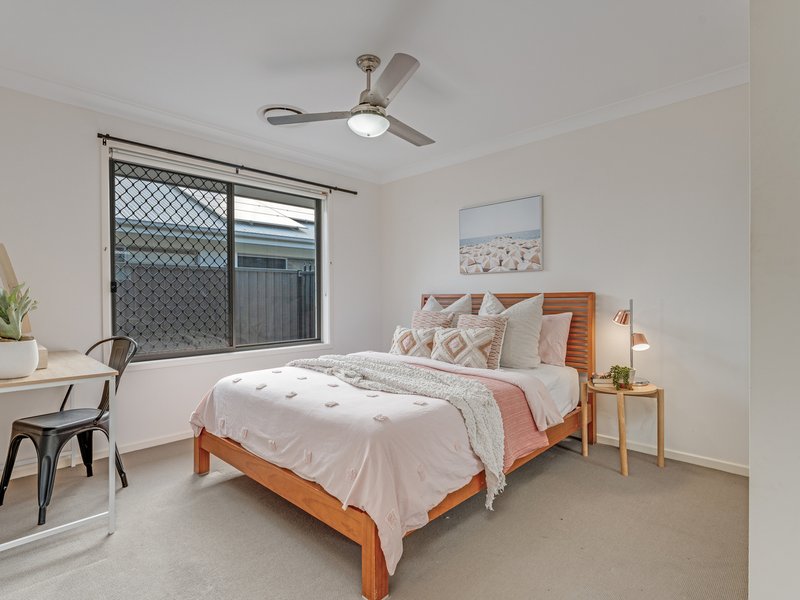 Photo - 8 Charles Street, Everton Hills QLD 4053 - Image 19