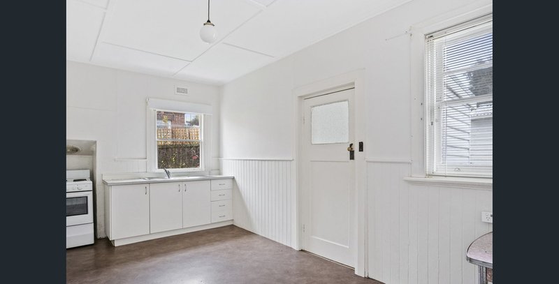 Photo - 8 Charles Street, Moonah TAS 7009 - Image 5