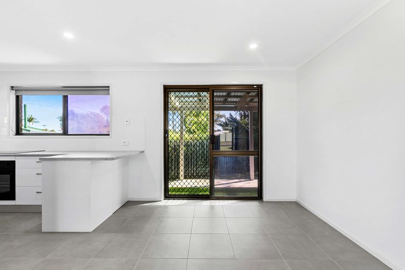 Photo - 8 Charleville Street, Point Vernon QLD 4655 - Image 8