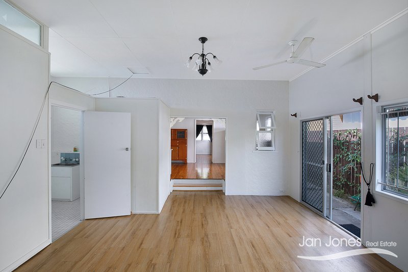 Photo - 8 Chatham St , Margate QLD 4019 - Image 6