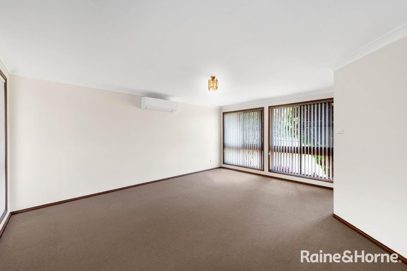 Photo - 8 Chatsworth Crescent, North Nowra NSW 2541 - Image 4