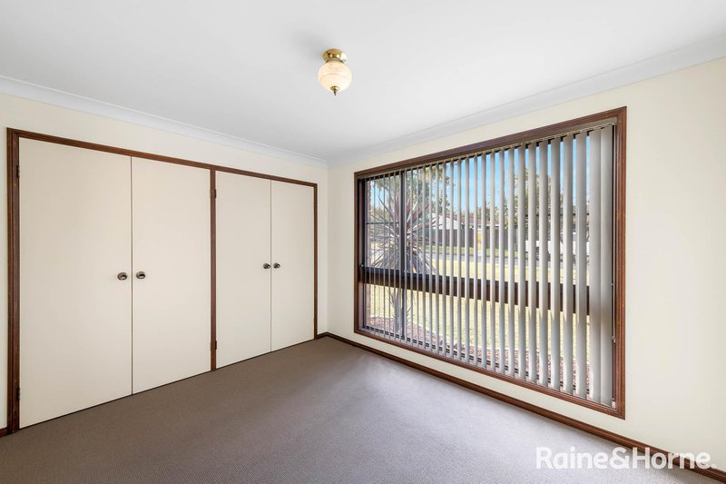 Photo - 8 Chatsworth Crescent, North Nowra NSW 2541 - Image 5