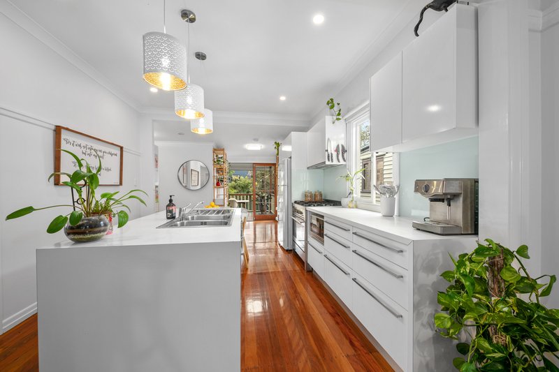 Photo - 8 Chaucer Street, Moorooka QLD 4105 - Image 3