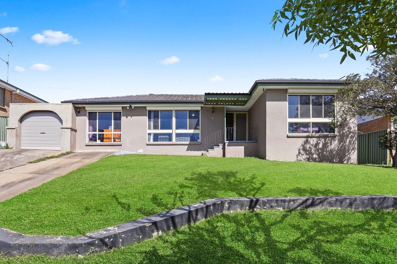 8 Cheeryble Place, Ambarvale NSW 2560