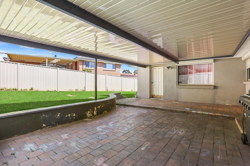 Photo - 8 Cheeryble Place, Ambarvale NSW 2560 - Image 8