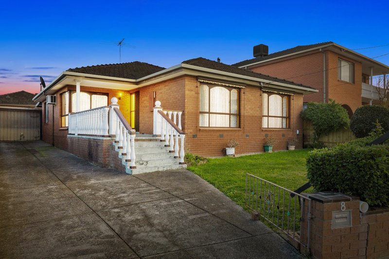 Photo - 8 Cherston Court, Thomastown VIC 3074 - Image 1
