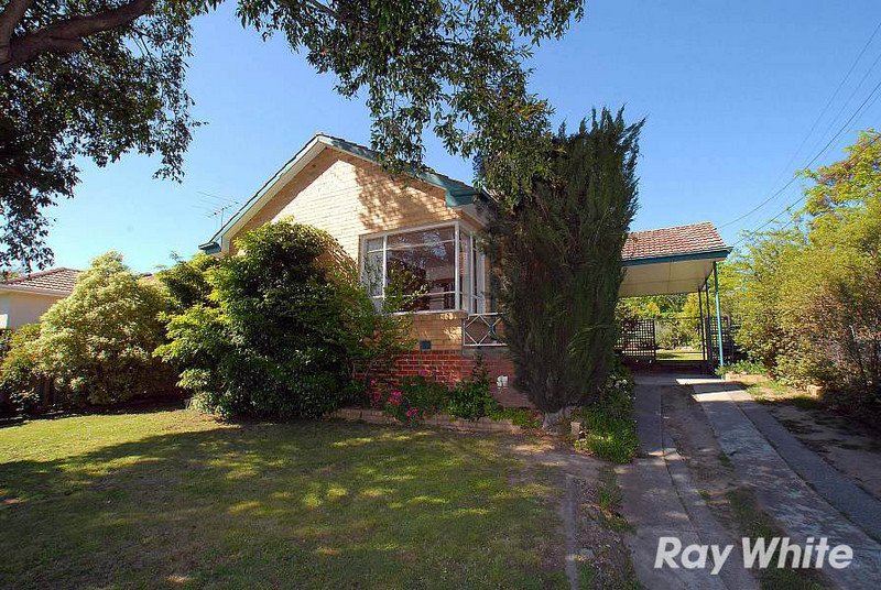 Photo - 8 Chessell Street, Mont Albert North VIC 3129 - Image 1