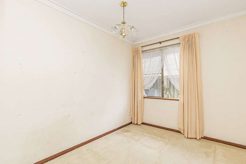 Photo - 8 Chessington Way, Kingsley WA 6026 - Image 12