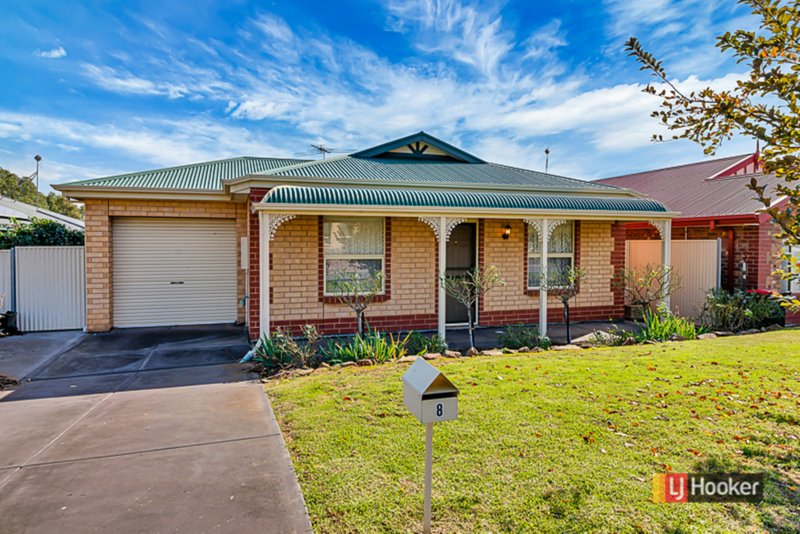 8 Chestnut Grove, Blakeview SA 5114