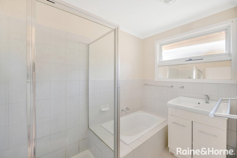 Photo - 8 Childs Street, Melton South VIC 3338 - Image 13