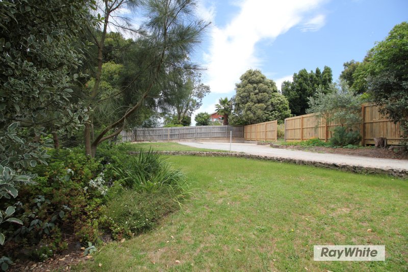 8 Chillingworth Road, Cowes VIC 3922