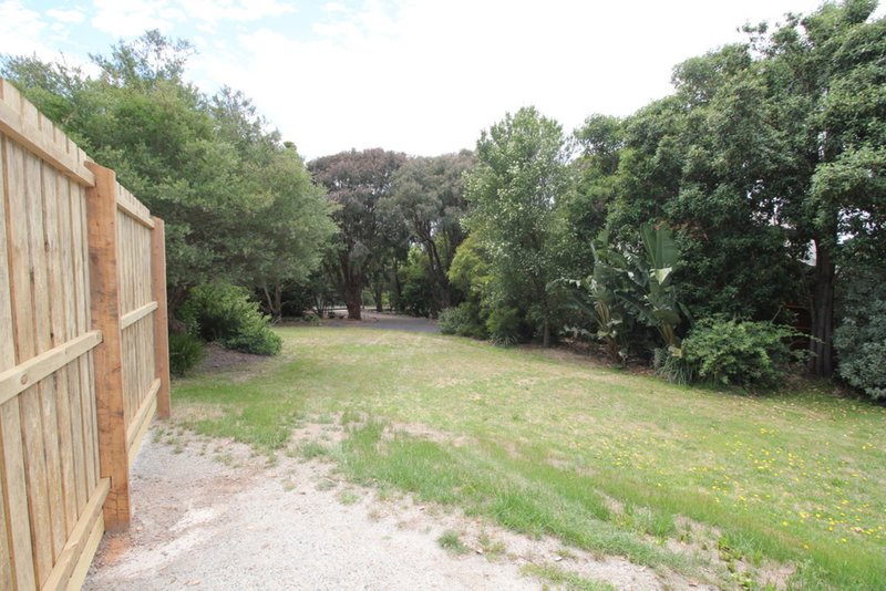 Photo - 8 Chillingworth Road, Cowes VIC 3922 - Image 14