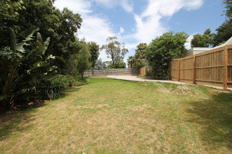 Photo - 8 Chillingworth Road, Cowes VIC 3922 - Image 16