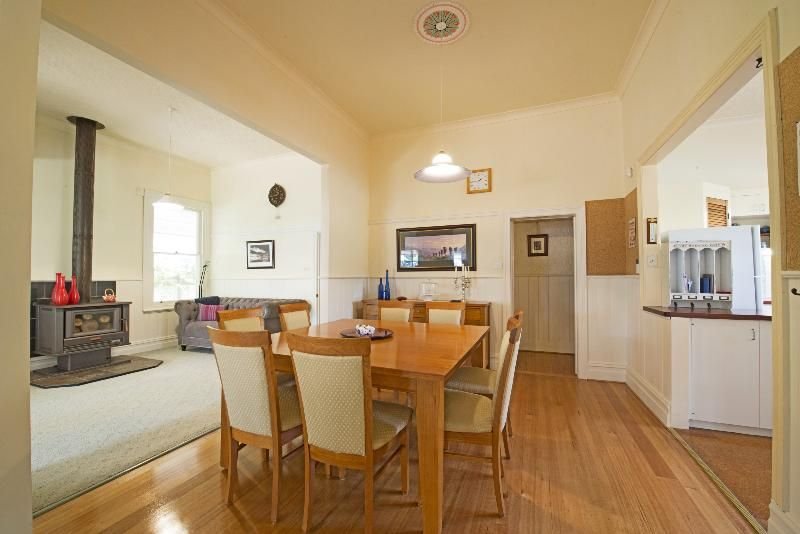 Photo - 8 Chisholm Street, Swan Hill VIC 3585 - Image 5