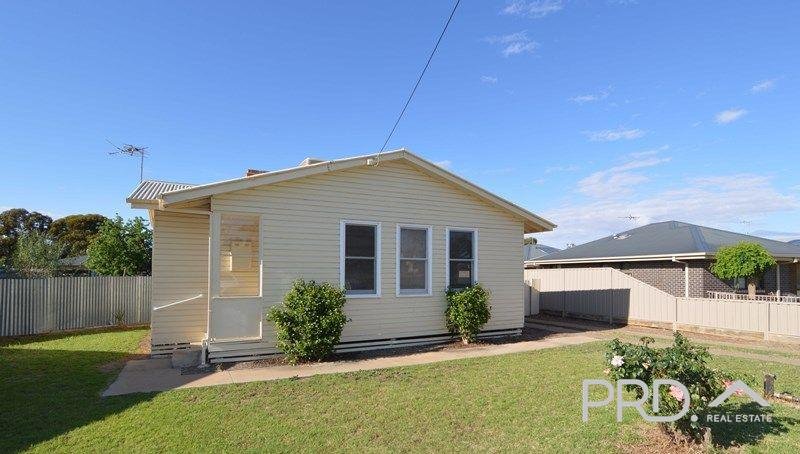 Photo - 8 Chislett Crescent, Merbein VIC 3505 - Image 1