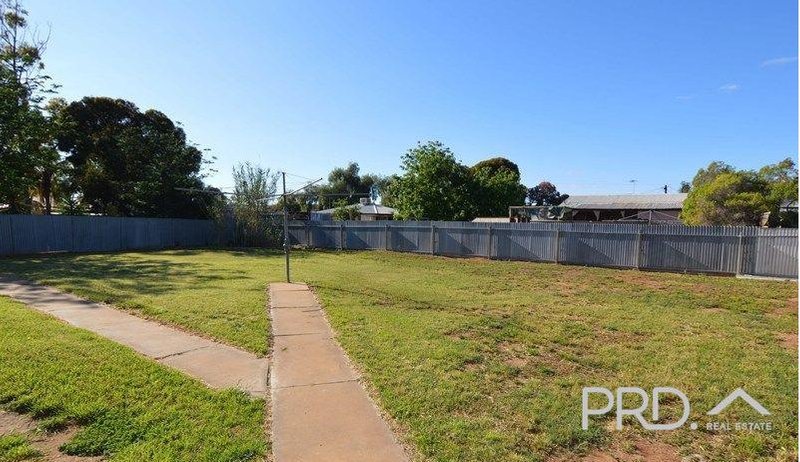 Photo - 8 Chislett Crescent, Merbein VIC 3505 - Image 8