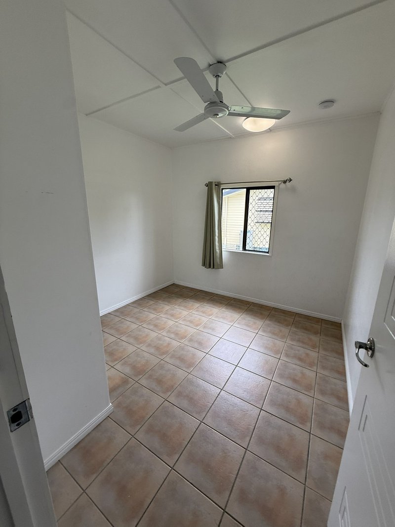 Photo - 8 Christsen Street, Bundaberg North QLD 4670 - Image 9