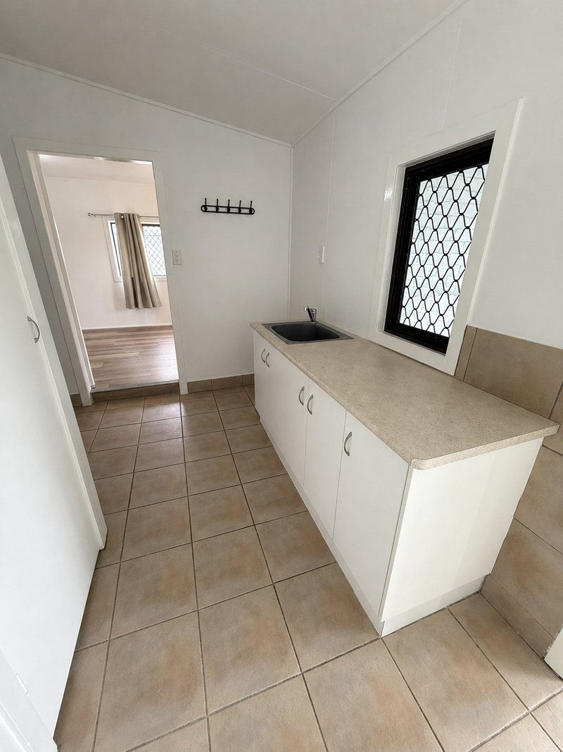Photo - 8 Christsen Street, Bundaberg North QLD 4670 - Image 13