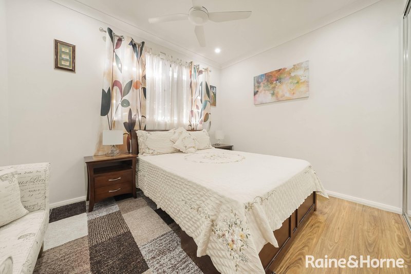 Photo - 8 Churcher Street, Catherine Field NSW 2557 - Image 5