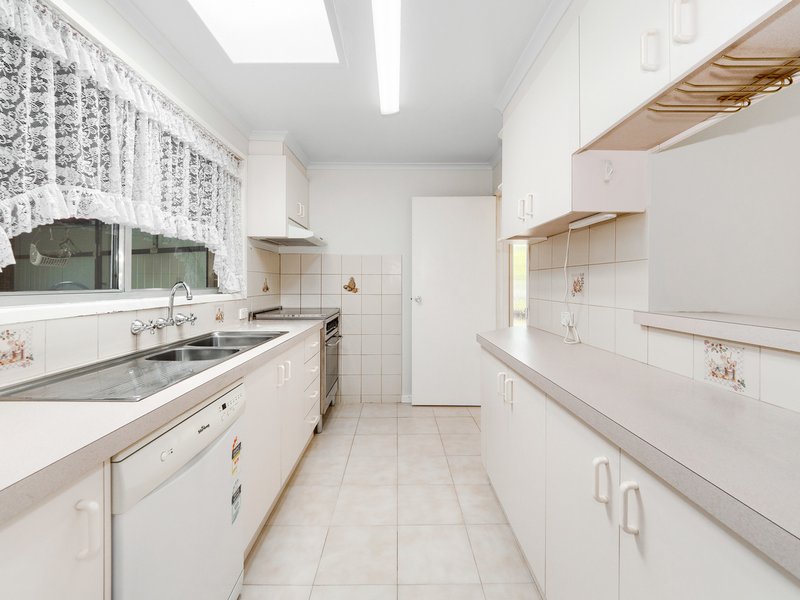 Photo - 8 Churchill Court, Noble Park North VIC 3174 - Image 3