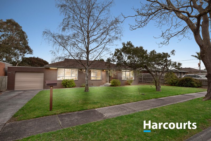 8 Cinerea Avenue, Ferntree Gully VIC 3156