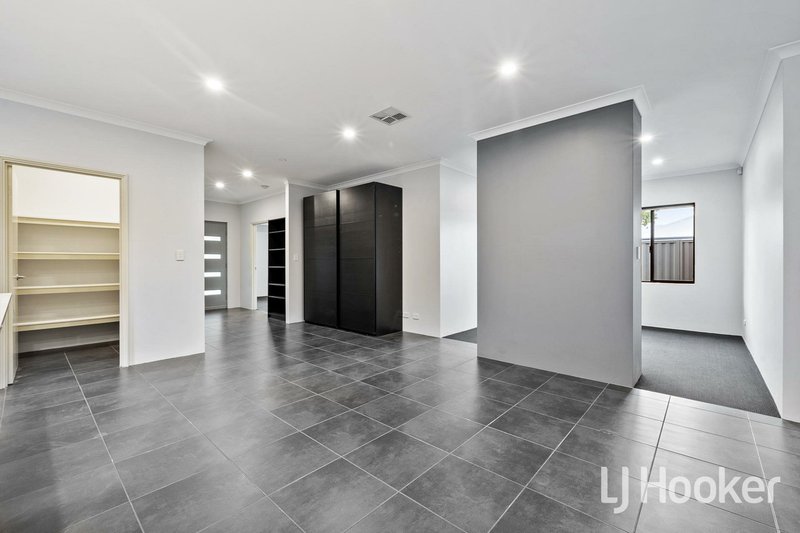 Photo - 8 Cinnabar Loop, Byford WA 6122 - Image 15