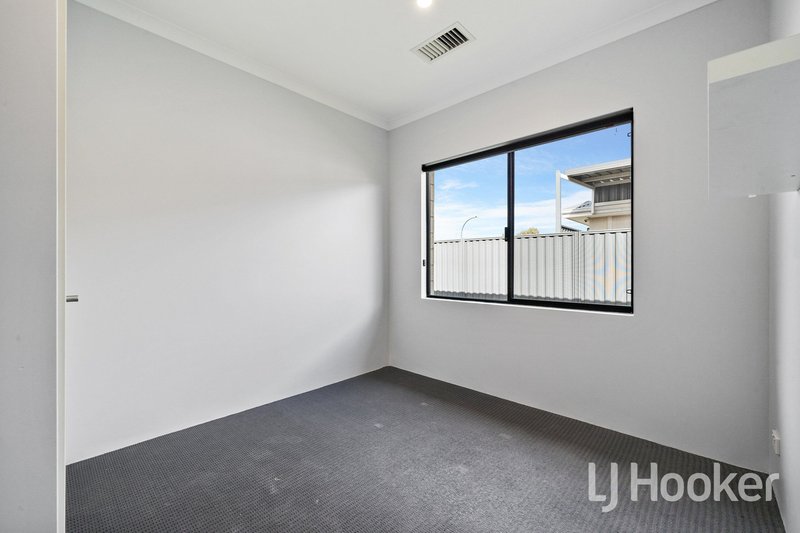 Photo - 8 Cinnabar Loop, Byford WA 6122 - Image 23