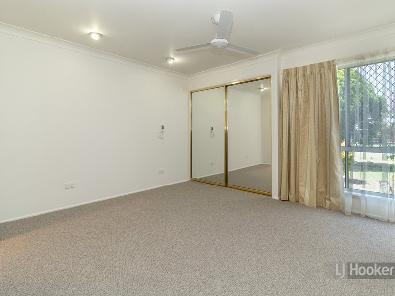 Photo - 8 Clabon Street, Hillcrest QLD 4118 - Image 8