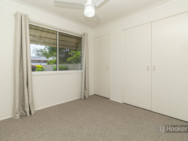 Photo - 8 Clabon Street, Hillcrest QLD 4118 - Image 11