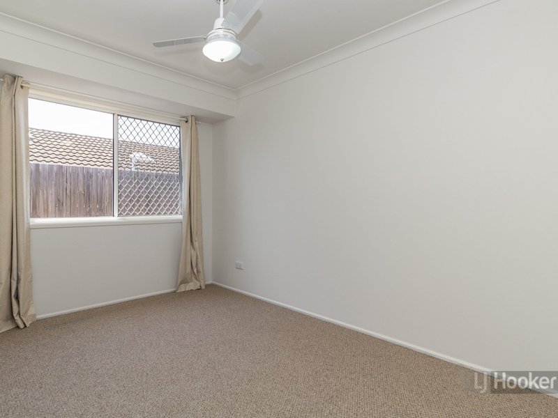 Photo - 8 Clabon Street, Hillcrest QLD 4118 - Image 12