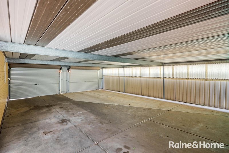 Photo - 8 Claire Avenue, Morphett Vale SA 5162 - Image 19