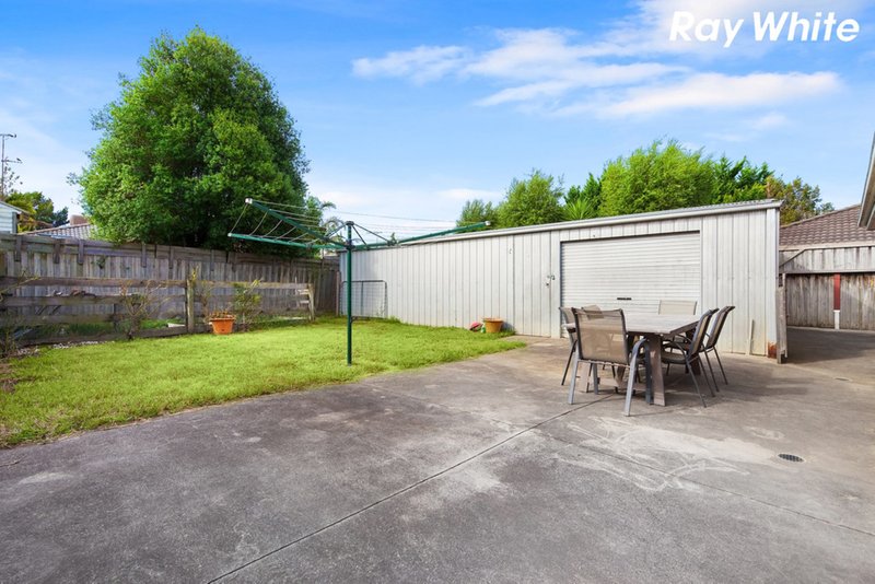 Photo - 8 Claire Close, Pakenham VIC 3810 - Image 13