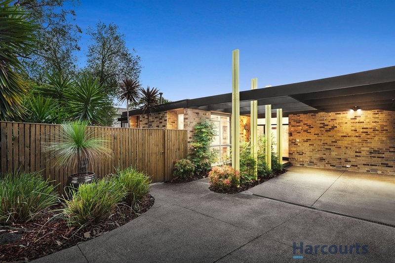 8 Claremount Court, Glen Waverley VIC 3150