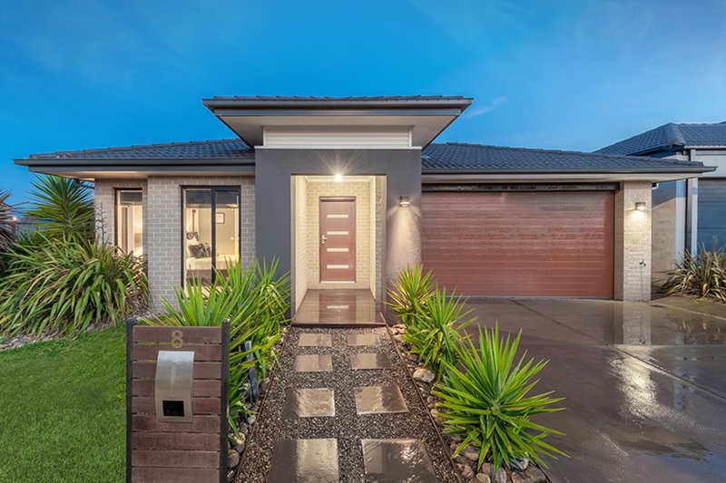 8 Clayton Road, Craigieburn VIC 3064