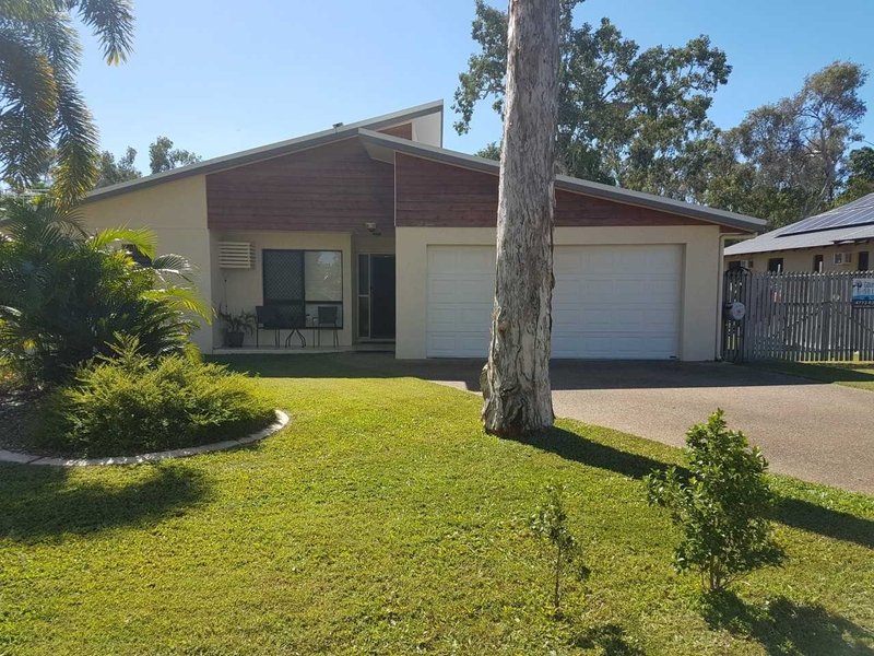 Photo - 8 Clearwater Court, Bushland Beach QLD 4818 - Image 2