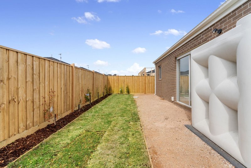 Photo - 8 Clementine Street, Maddingley VIC 3340 - Image 18