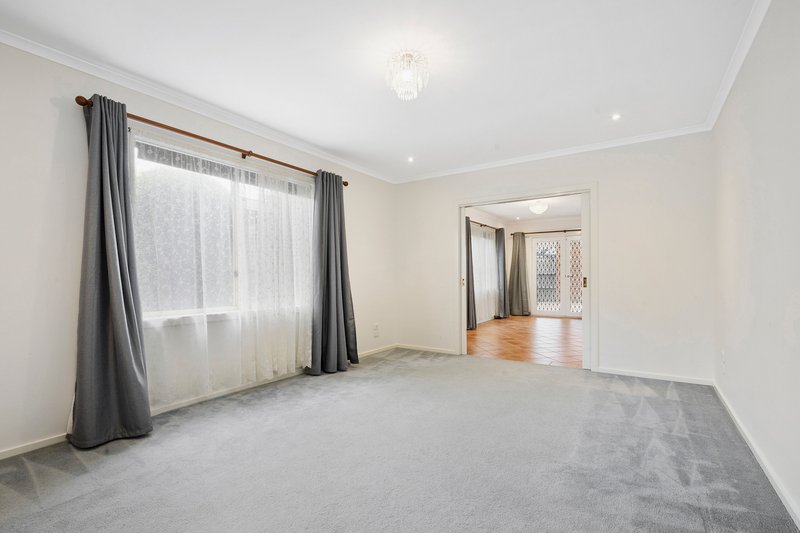 Photo - 8 Clover Street, Lara VIC 3212 - Image 5